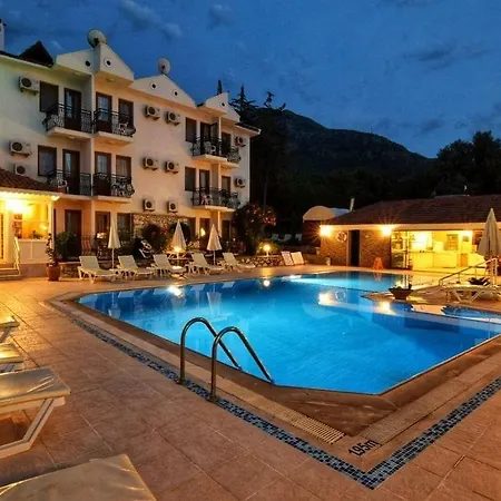 Olympos 酒店 厄吕代尼兹